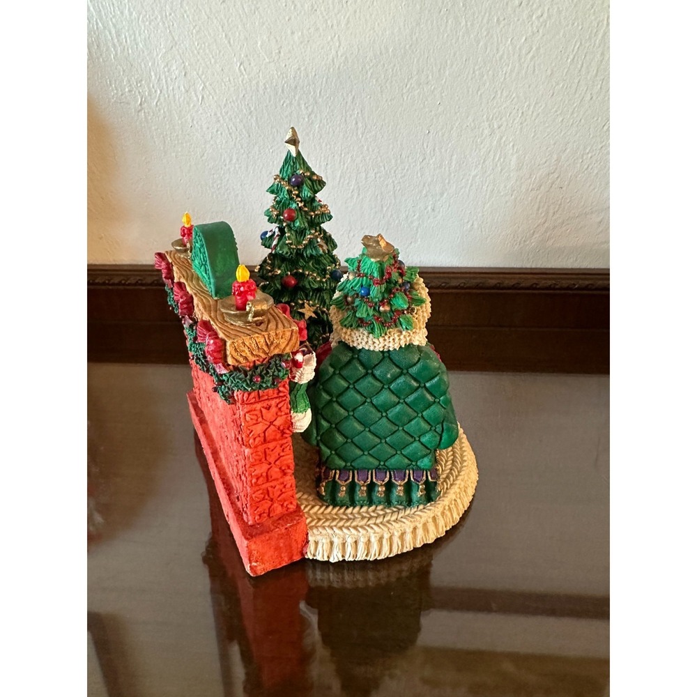 Large Resin Santa in Front of Fireplace Sleeping Figurine - Picture 2 of 5
